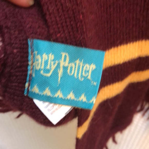 Gryffindor wool scarf - Picture 3 of 5